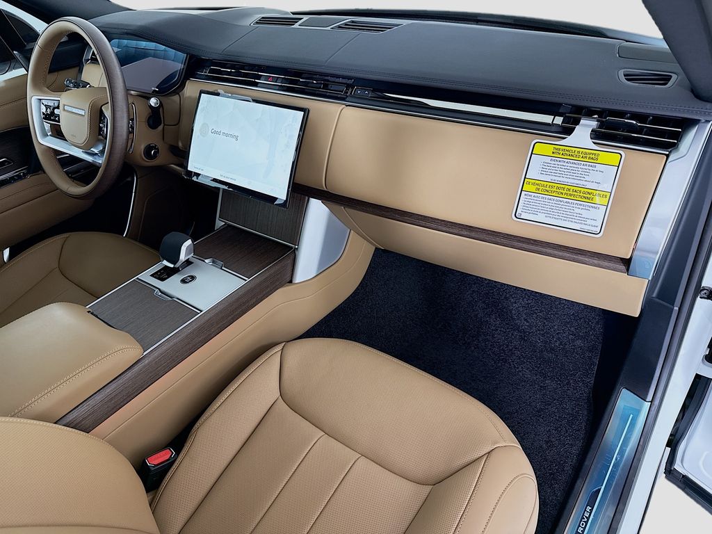 Thumbnail: 2026 Land Rover Range Rover - 18