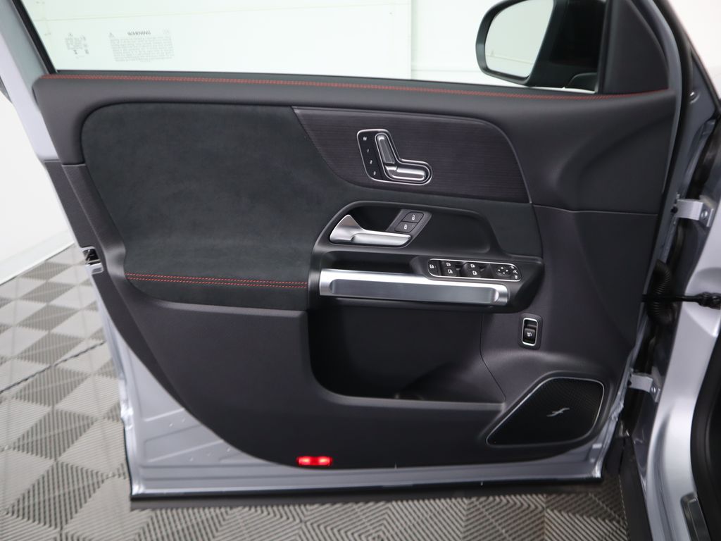 2024 Mercedes-Benz EQB 250+ 25