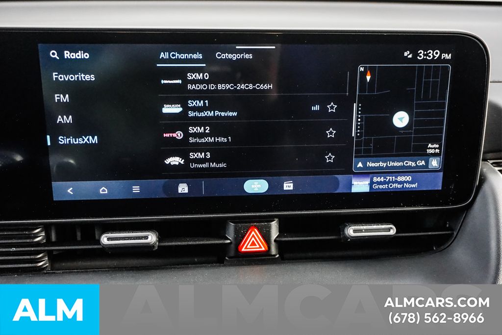 Used 2025 Gray Hyundai SEL image 38