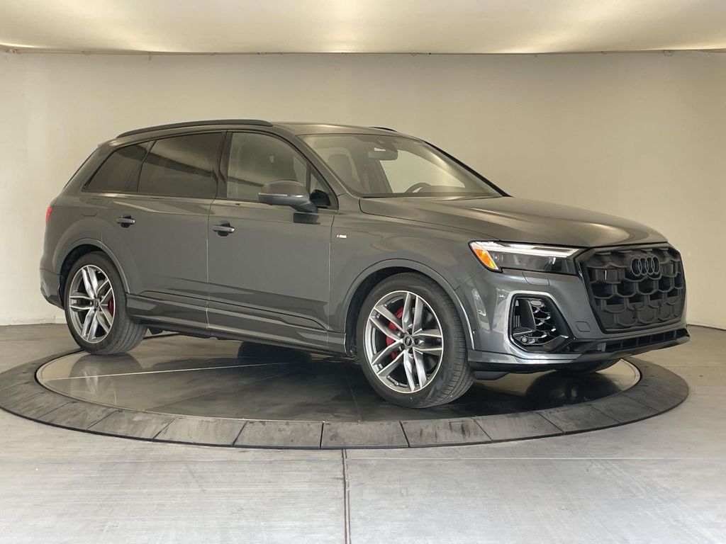 2026 Audi Q7 55 Prestige Gray at Luther Ford