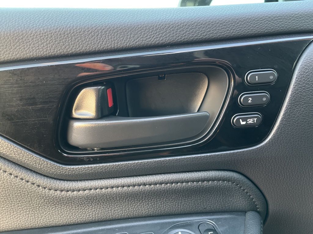 Thumbnail: 2026 Honda Odyssey - 12