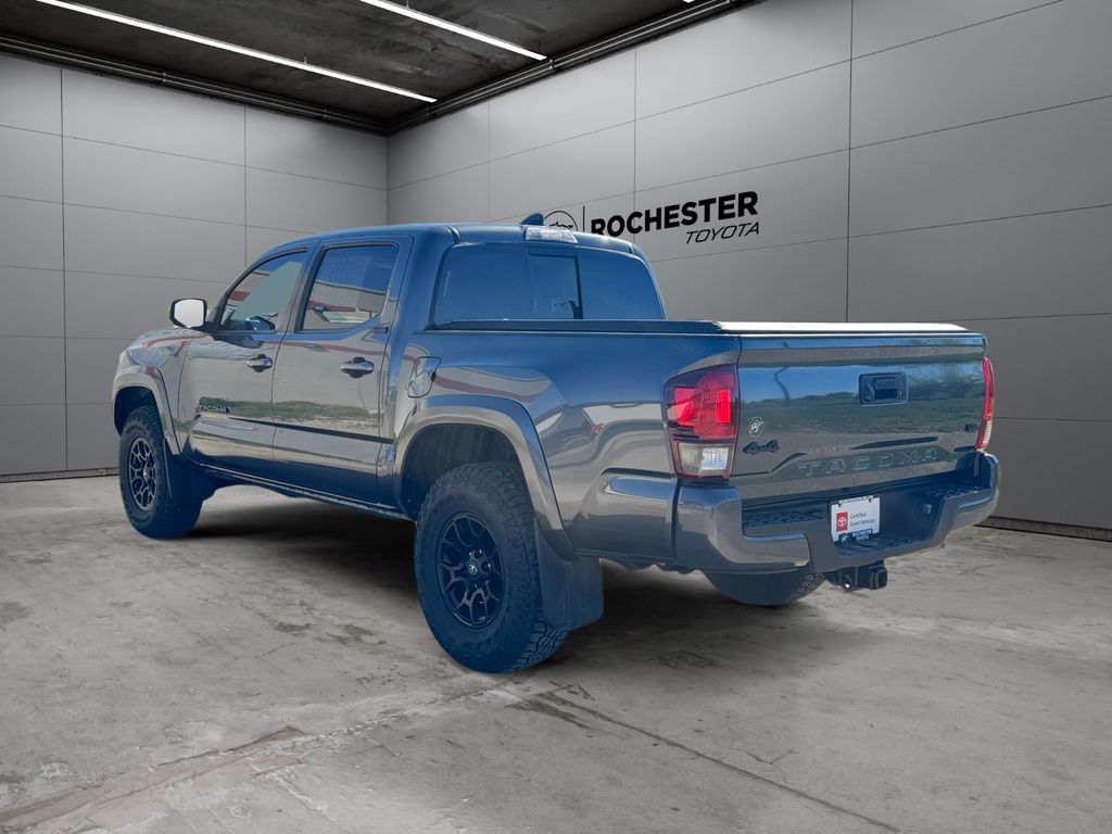 View vehicle photo 3