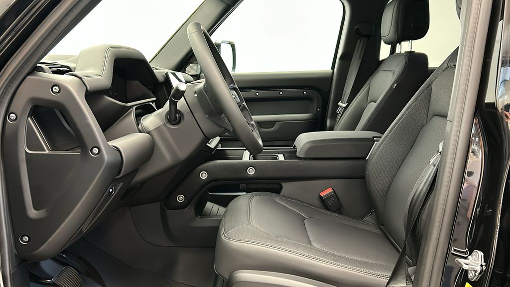 Thumbnail: 2024 Land Rover Defender - 12
