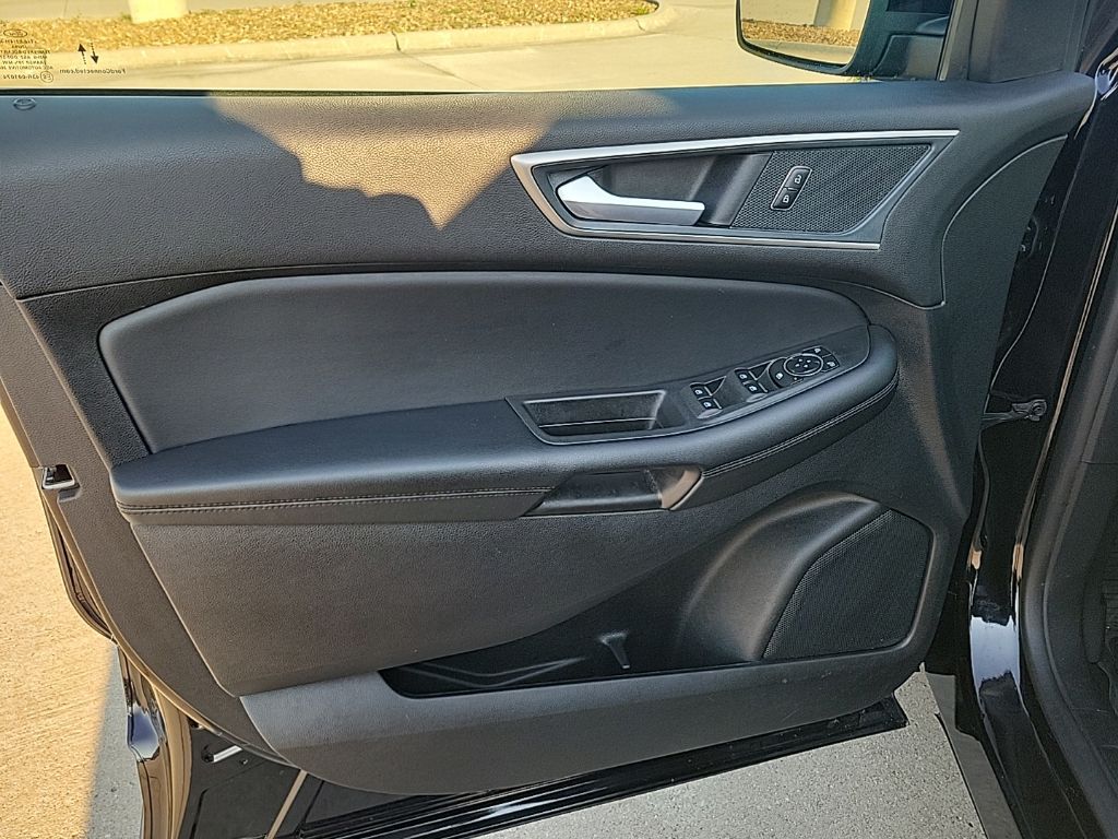 Used 2024 Ford Edge SUV