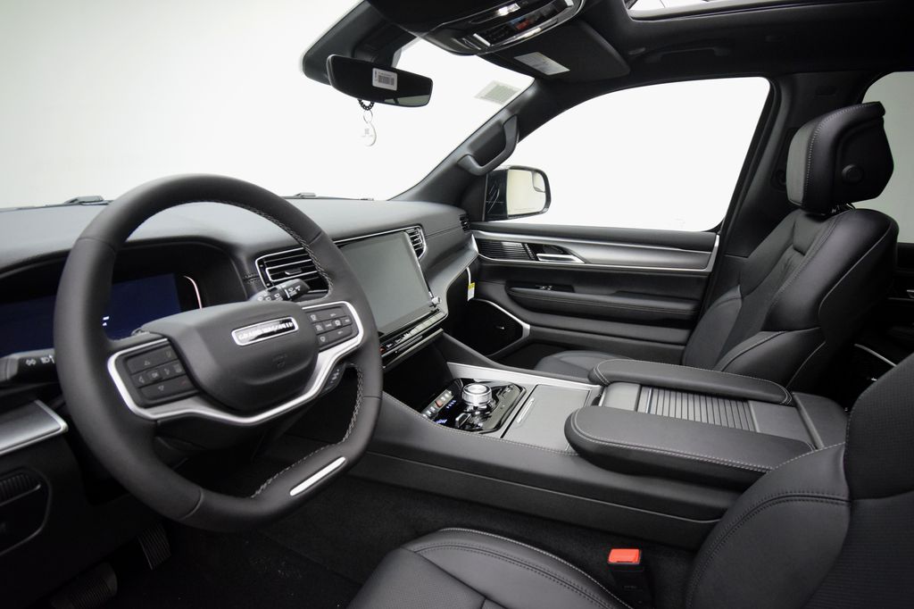 new 2026 Jeep Grand Wagoneer car, priced at $78,192
