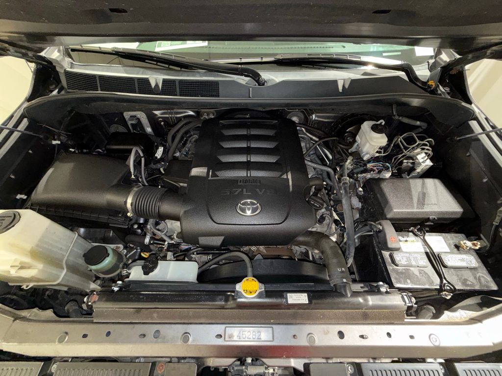 Thumbnail: 2016 Toyota Tundra - 10