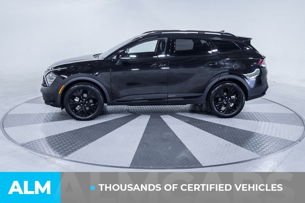 Used 2025 Black Kia X-Line image 4