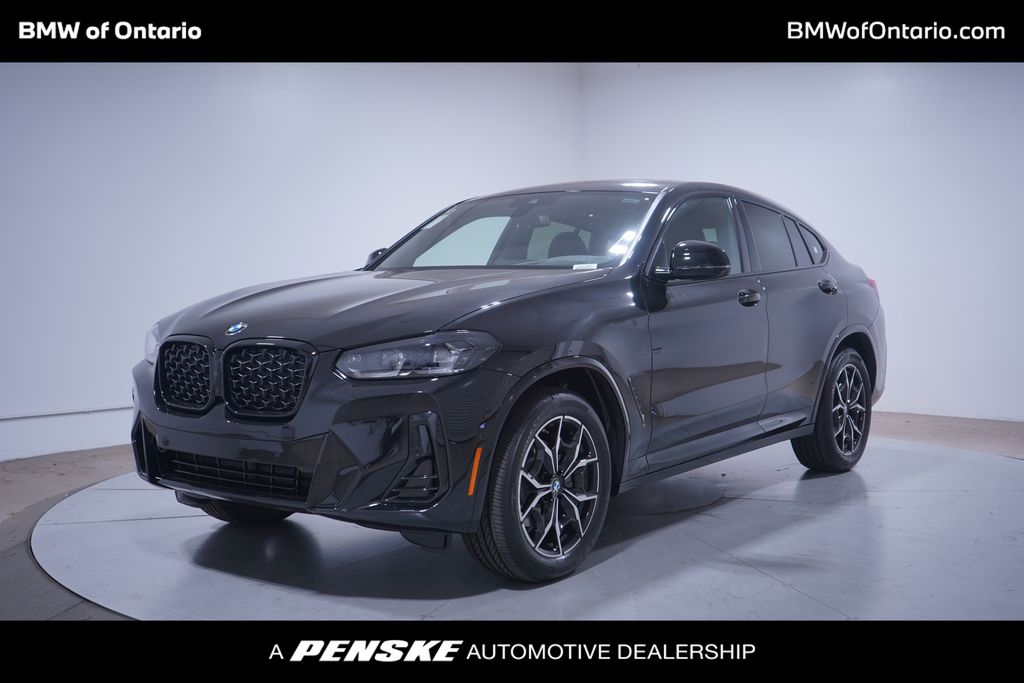 Thumbnail: 2025 BMW X4 - 1