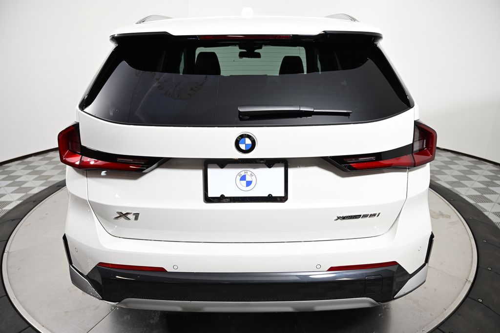 Thumbnail: 2026 BMW X1 - 4