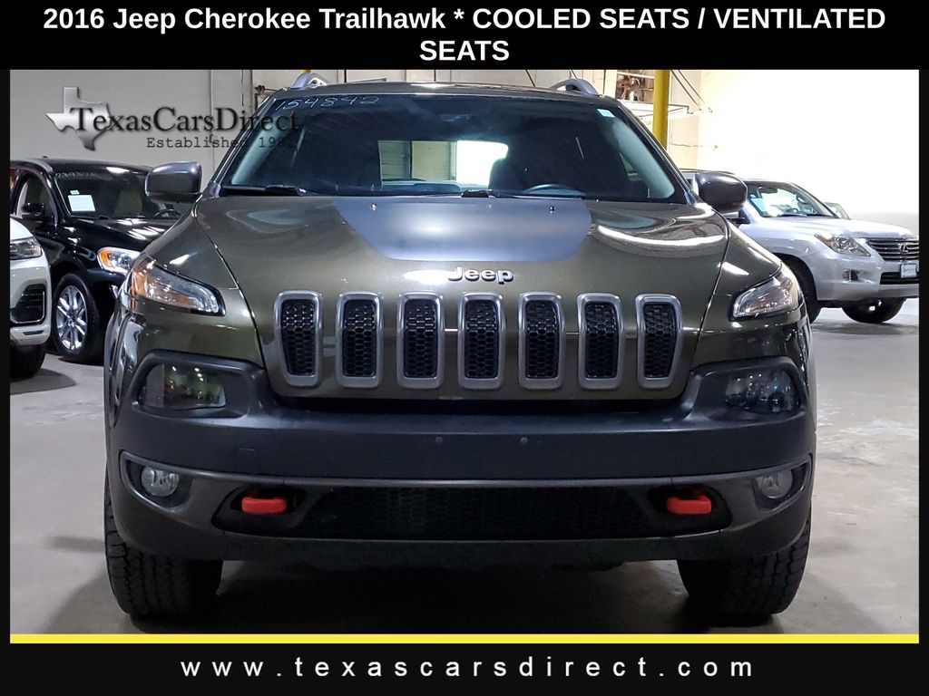 2016 Jeep Cherokee Trailhawk 2