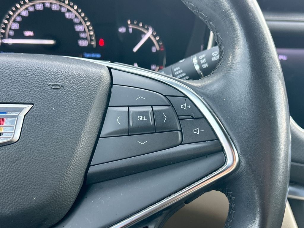 Thumbnail: 2018 Cadillac XT5 - 26