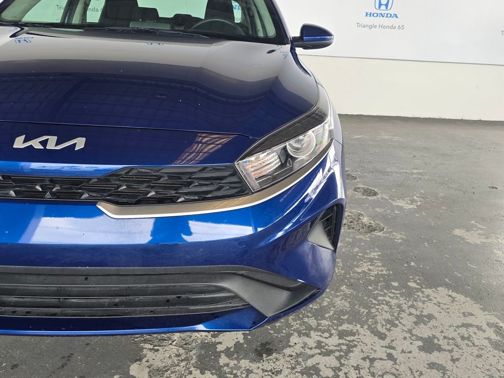 Thumbnail: 2024 Kia Forte - 30