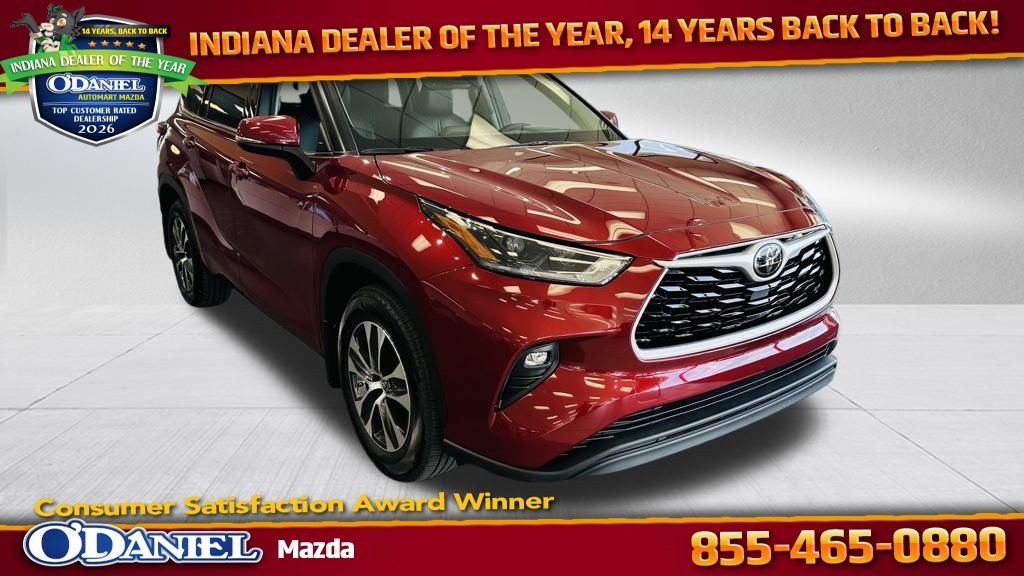 Red (Ruby Flare Pearl) 2021 Toyota Highlander XLE AWD SUV / Crossover All-Wheel Drive 8-Speed Automatic