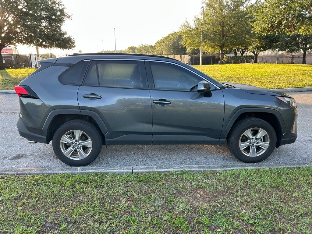 2023 Toyota RAV4 XLE 6