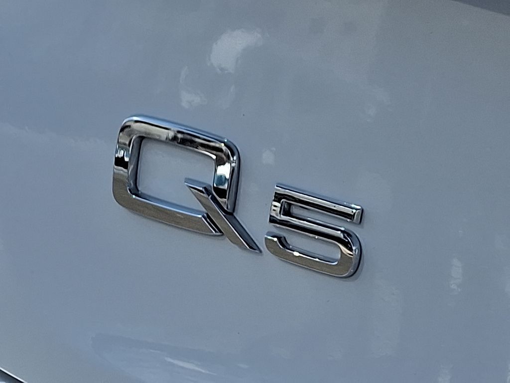Thumbnail: 2025 Audi Q5 - 27