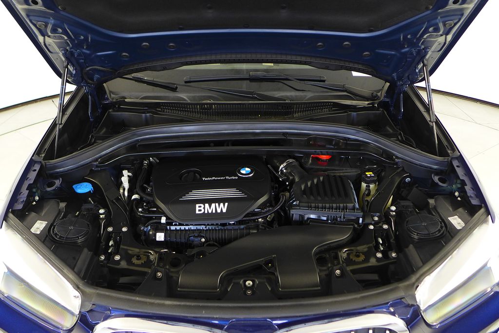Thumbnail: 2018 BMW X1 - 6