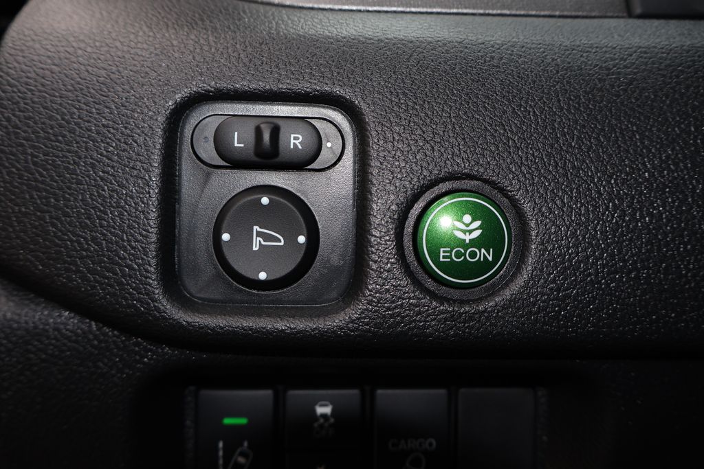 Thumbnail: 2025 Honda Ridgeline - 12