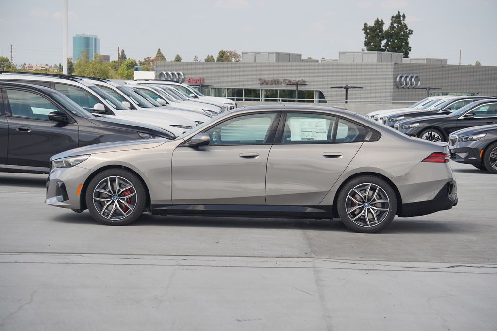 2025 BMW i5 eDrive40 4