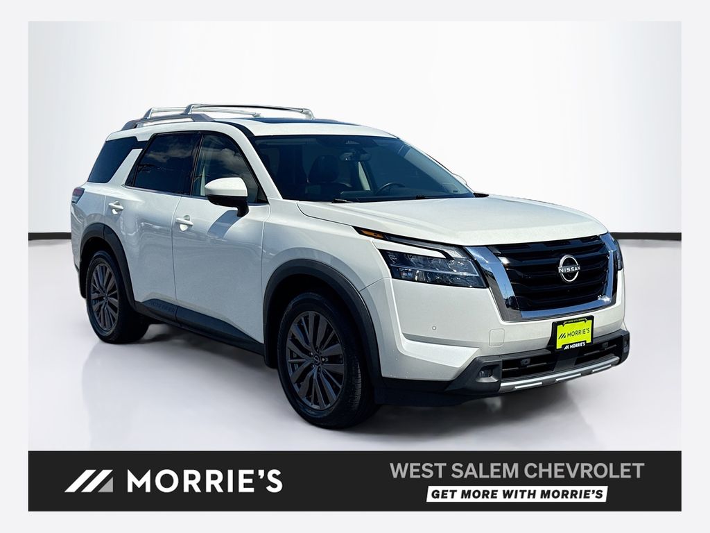 2023 Nissan Pathfinder SL 4WD
