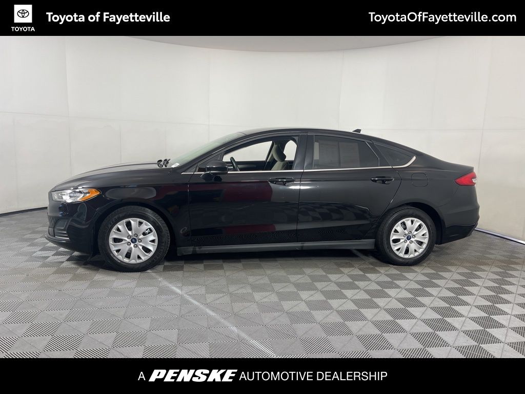 Thumbnail: 2020 Ford Fusion - 2