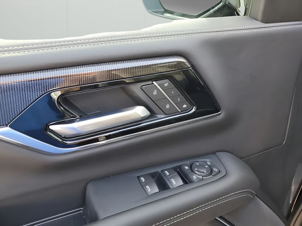 New Car 2025 Gmc Yukon  Elevation For Sale Under $90,000 In Austin, Texas