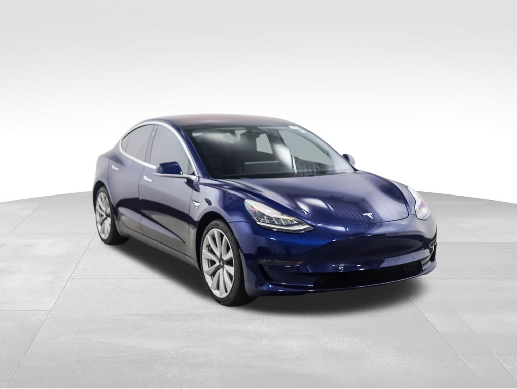 Thumbnail: 2018 Tesla Model 3 - 7
