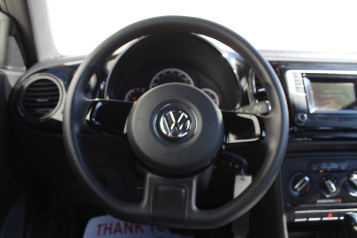 Used Car 2016 Volkswagen Beetle  1.8t Classic For Sale Under $15,000 In Georgetown, Texas