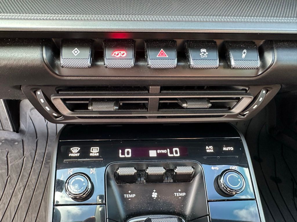 Thumbnail: 2020 Porsche 911 - 29