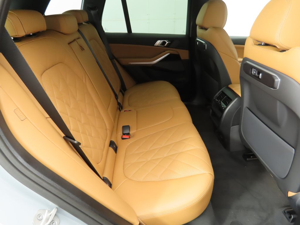 Thumbnail: 2026 BMW X5 - 22