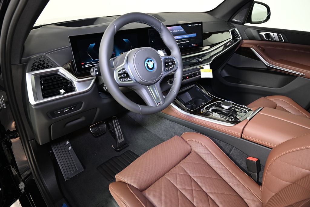 2025 BMW X5 xDrive50e 15