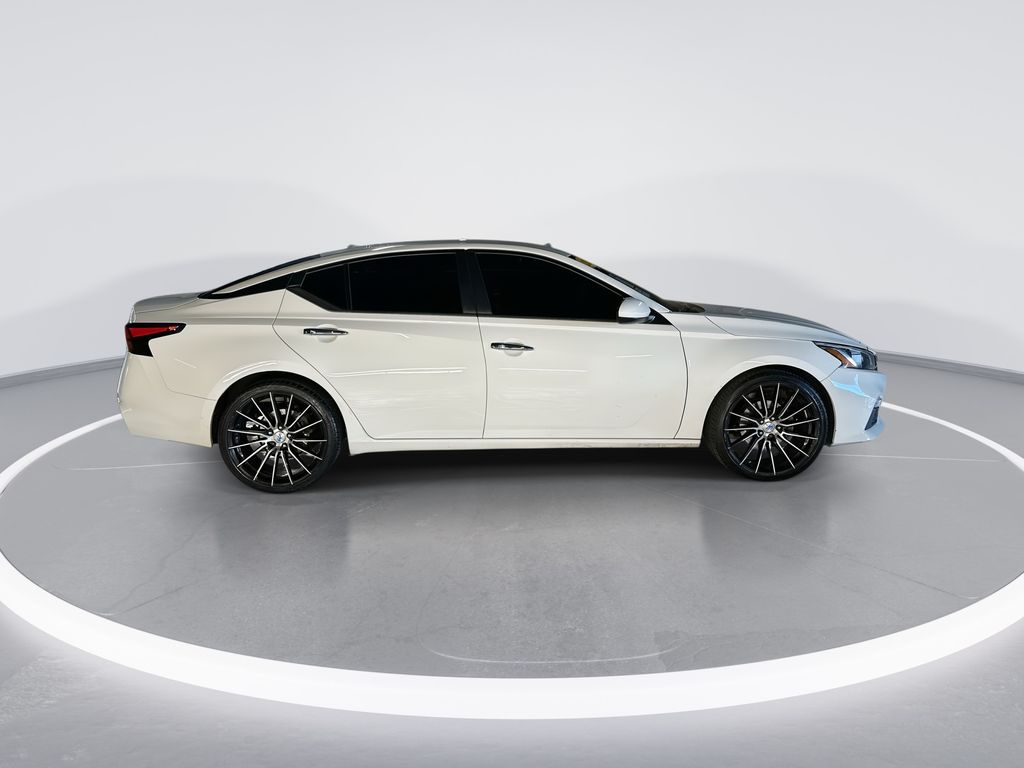 2020 Nissan Altima 2.5 S - 8