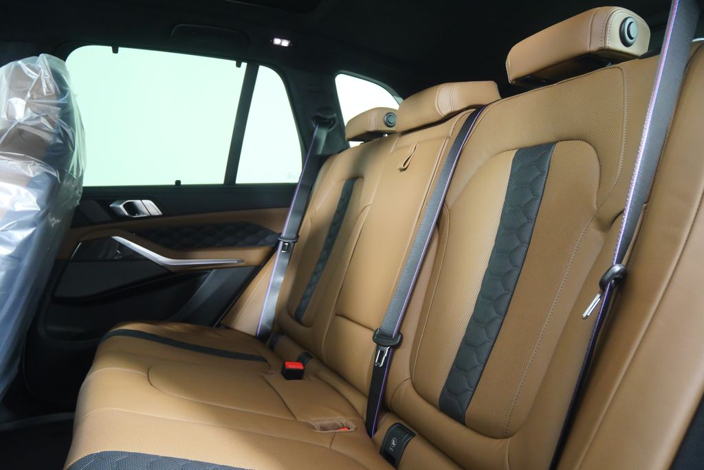 Thumbnail: 2026 BMW X5 - 17