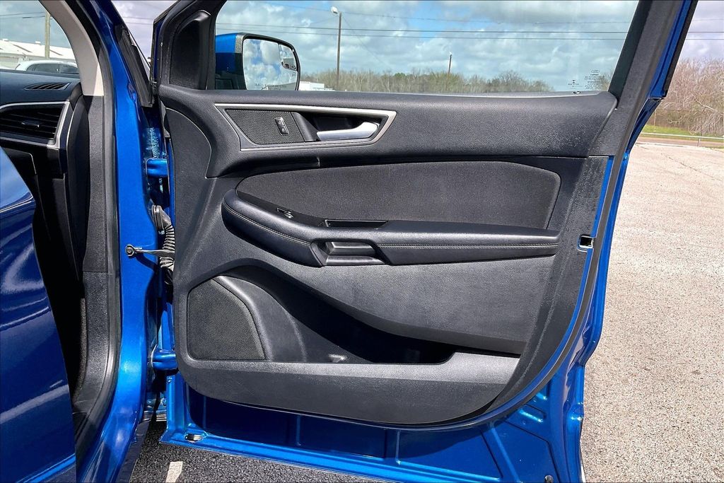 Used 2018 Ford Edge SEL 4D Sport Utility
