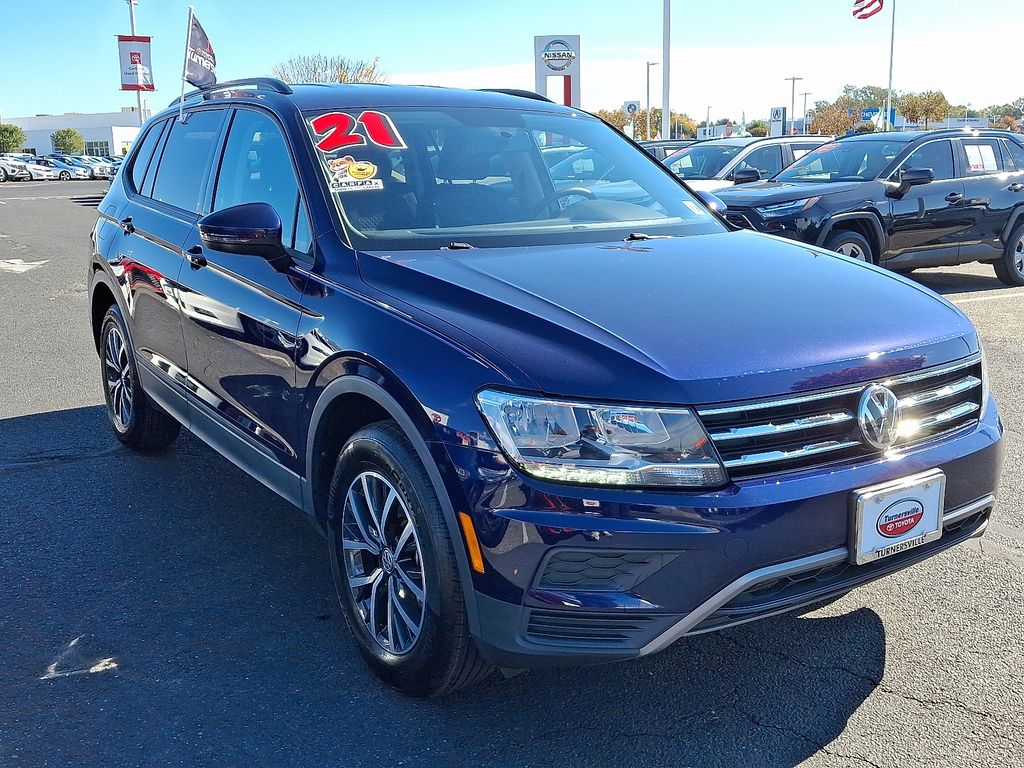 Thumbnail: 2021 Volkswagen Tiguan - 3