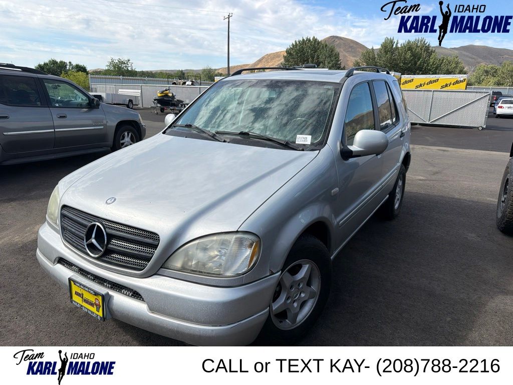 2000 Mercedes-Benz M-Class ML 320 4MATIC