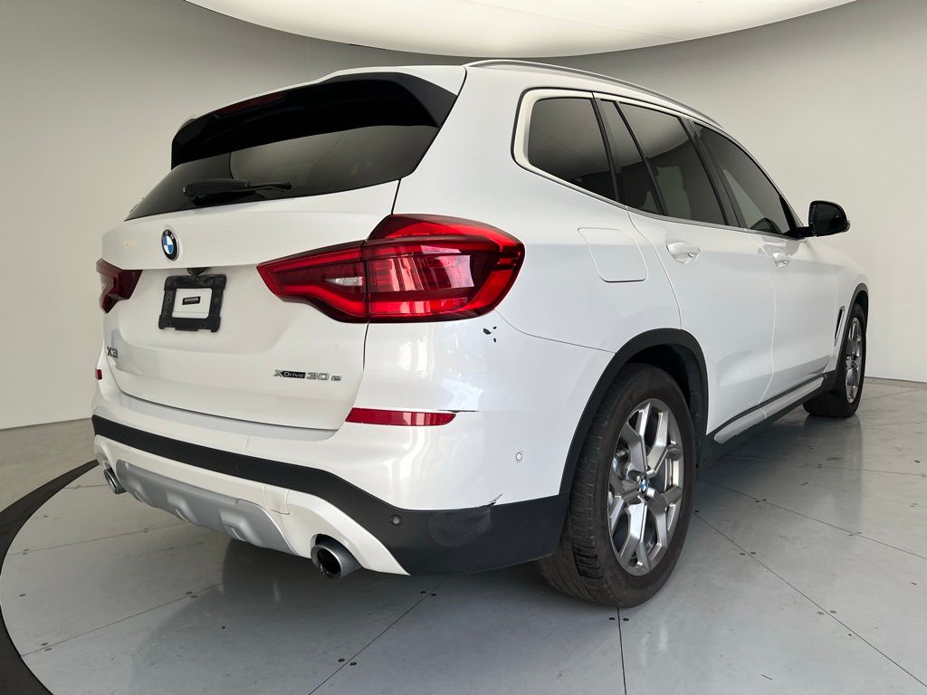 Thumbnail: 2021 BMW X3 - 3