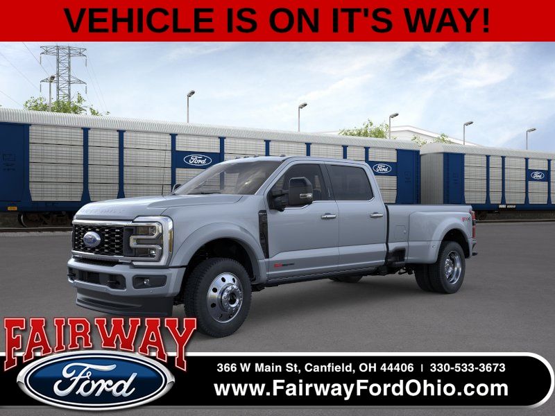 Glacier Gray Metallic Tri-Coat 2026 Ford F-450 Super Duty Pickup Truck Four-Wheel Drive Automatic