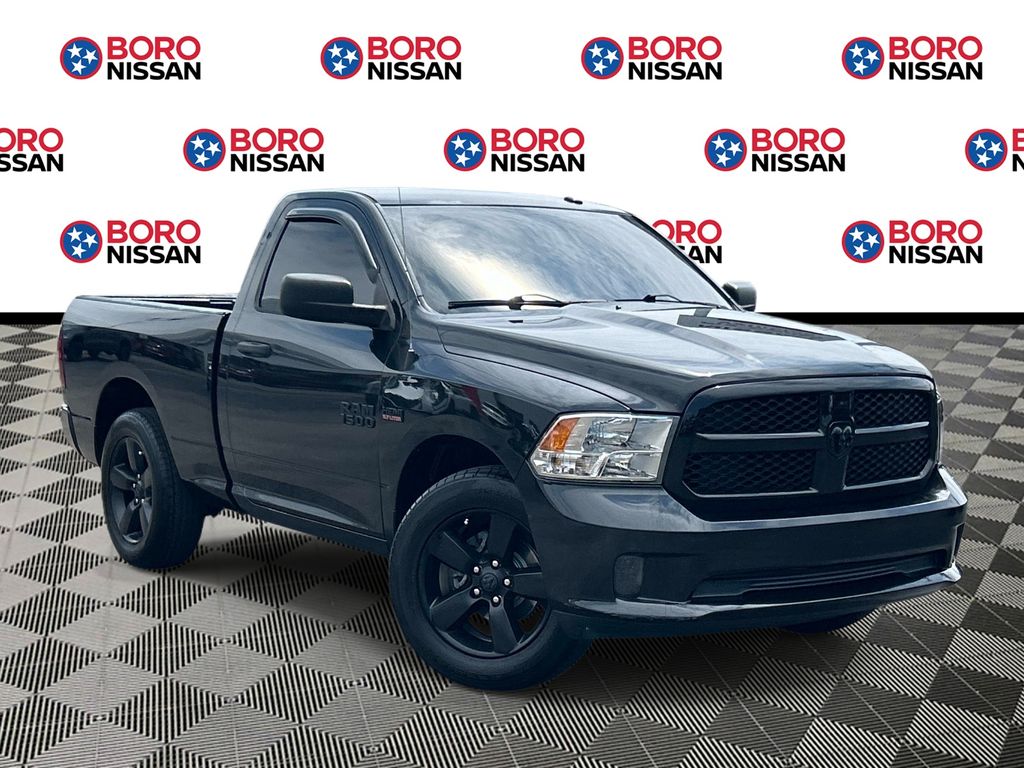 2017 RAM 1500 Express RWD