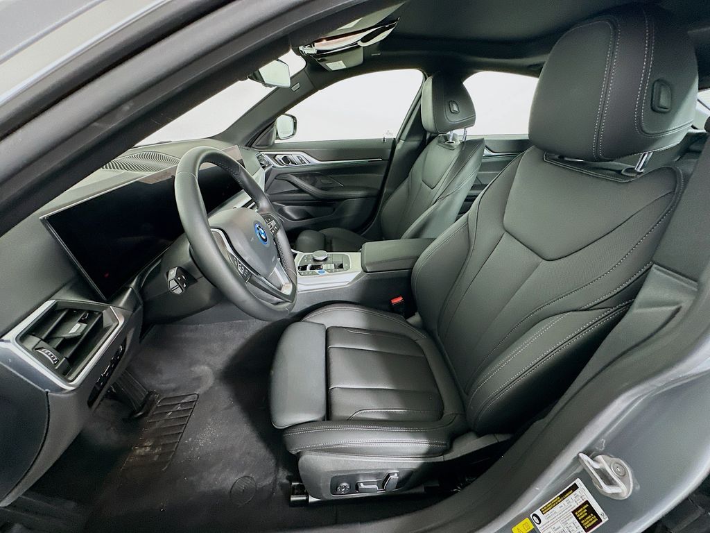 2024 BMW i4 eDrive35 21