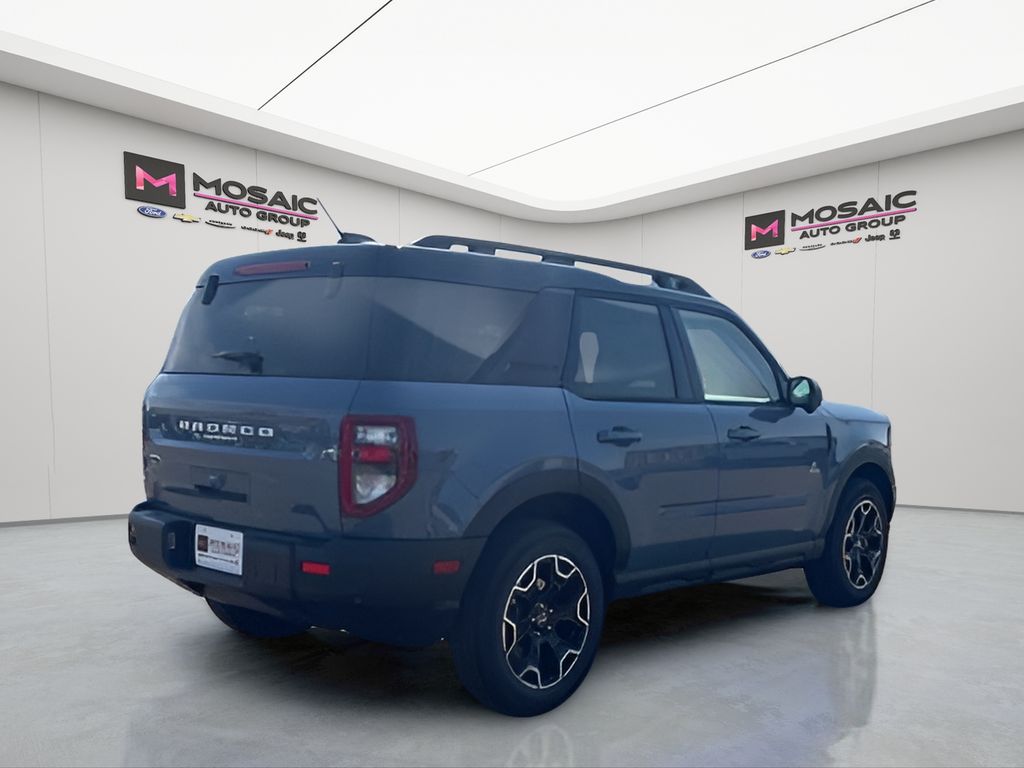 2025 Ford Bronco Sport Outer Banks photo 6