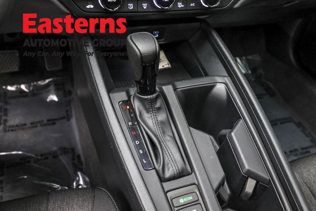 Used 2024 Gray Honda EX image 13