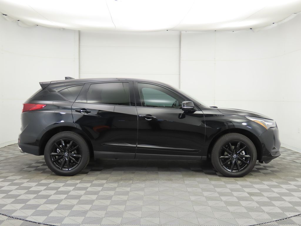 Thumbnail: 2025 Acura RDX - 4