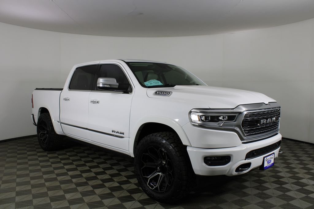 Bright White Clearcoat 2022 RAM 1500 Limited Crew Cab 4WD Pickup Truck Four-Wheel Drive 8-Speed Automatic