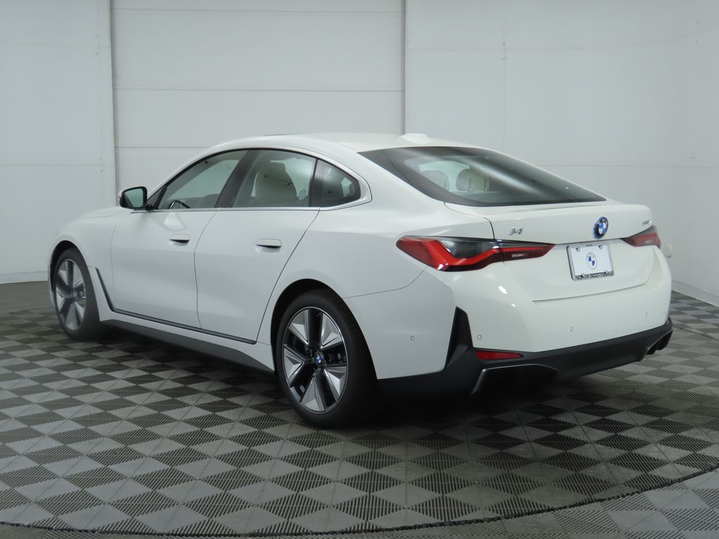 2025 BMW i4 eDrive40 7