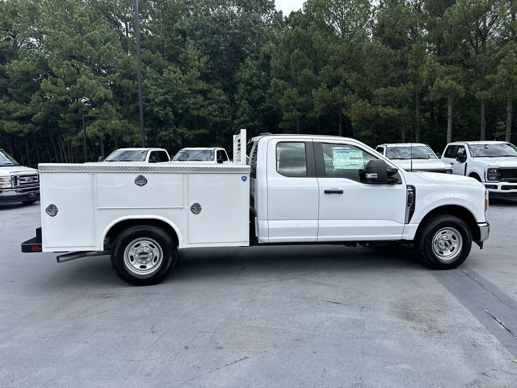 2024 Ford F-250SD XL 8