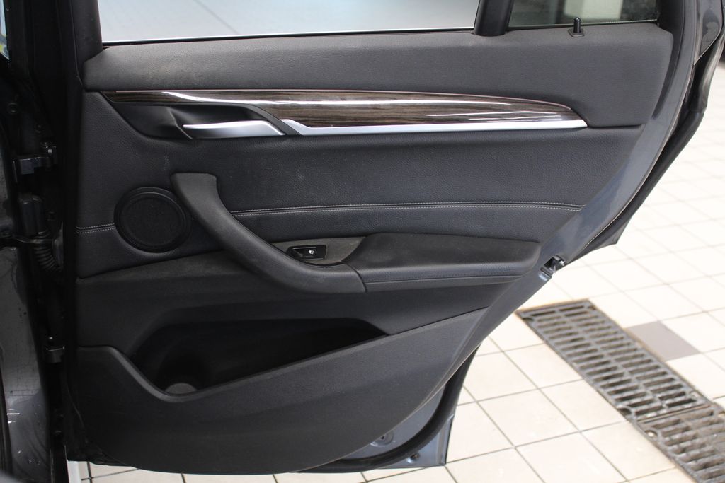 Thumbnail: 2018 BMW X1 - 28