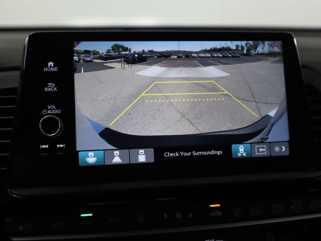 Thumbnail: 2026 Honda Odyssey - 15