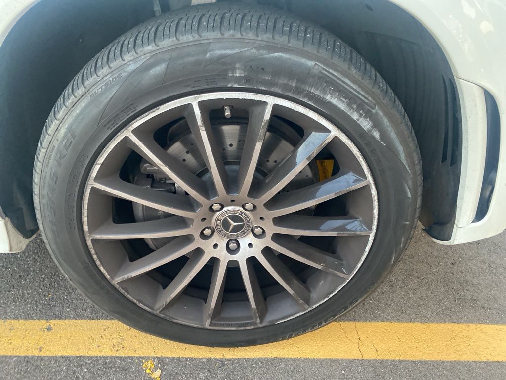 Thumbnail: 2020 Mercedes-Benz GLE - 7