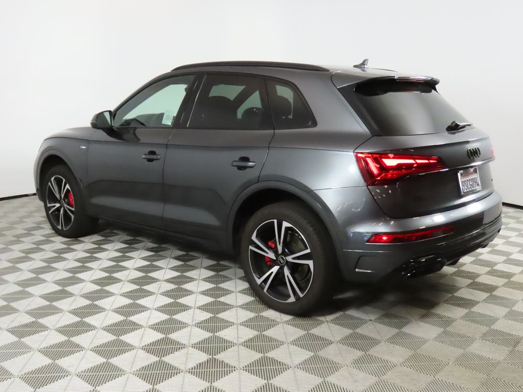 Thumbnail: 2025 Audi Q5 - 3