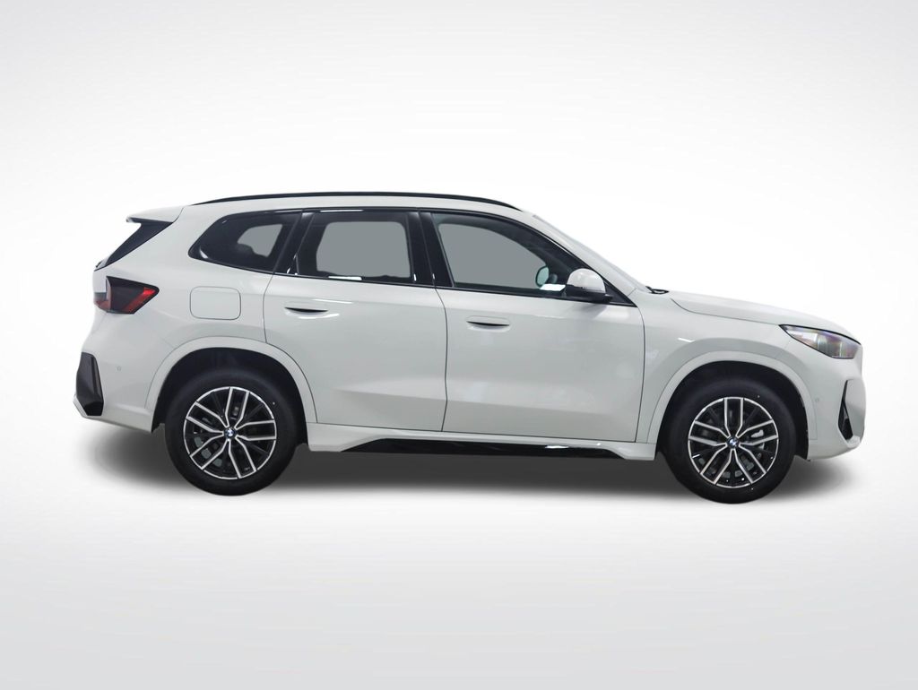 Thumbnail: 2026 BMW X1 - 7